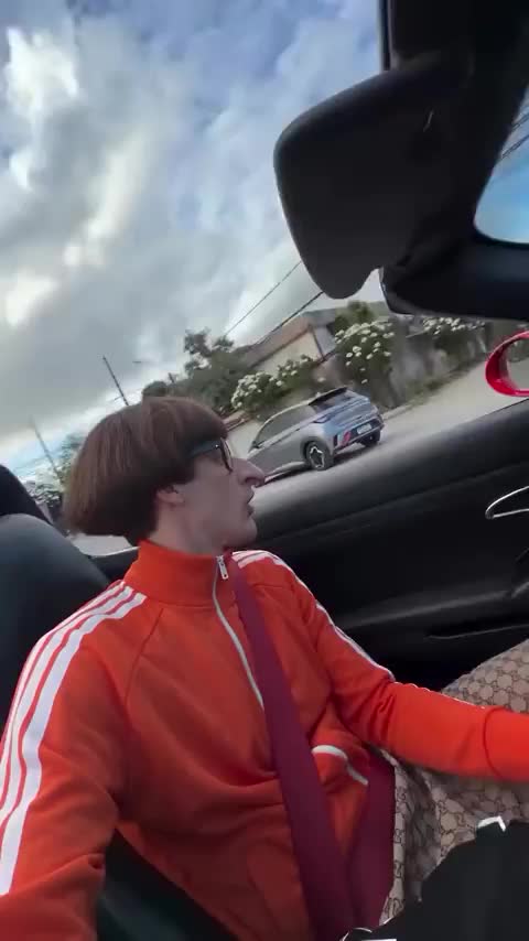 Influencer criada com inteligência artificial